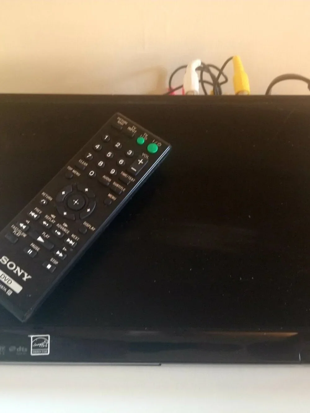 Sony DVD Player with Remote & Cords